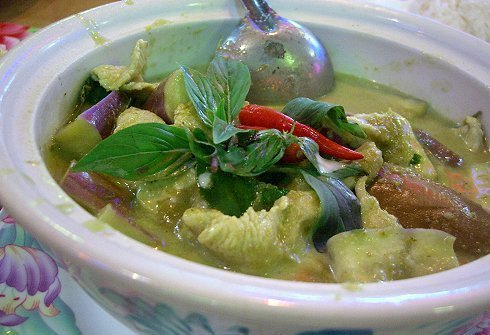 Green Chicken Curry (RM12)