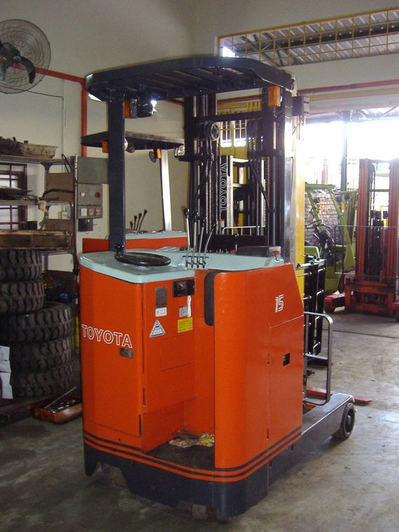 Toyota Reach Truck