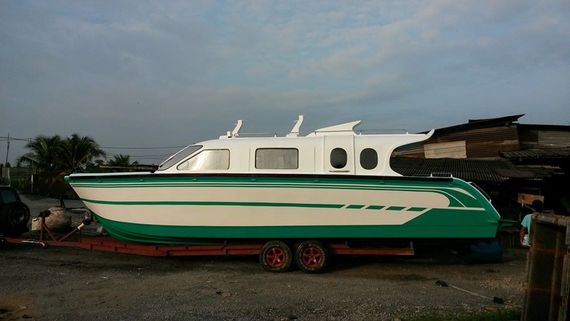 Speed Boat