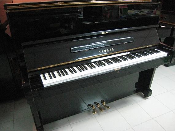 Yamaha U1E