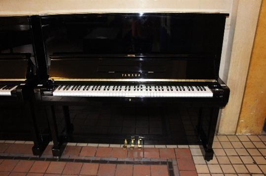 Yamaha U3C