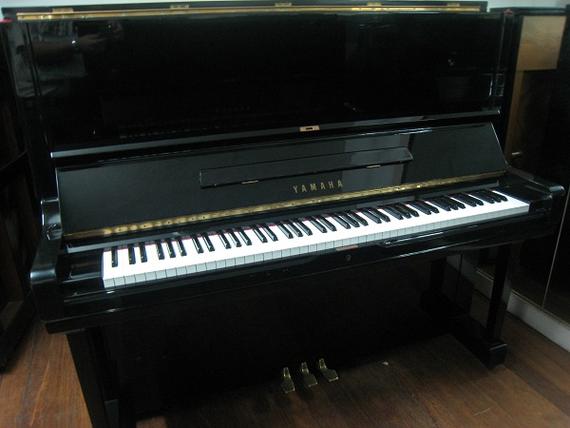 Yamaha U3H