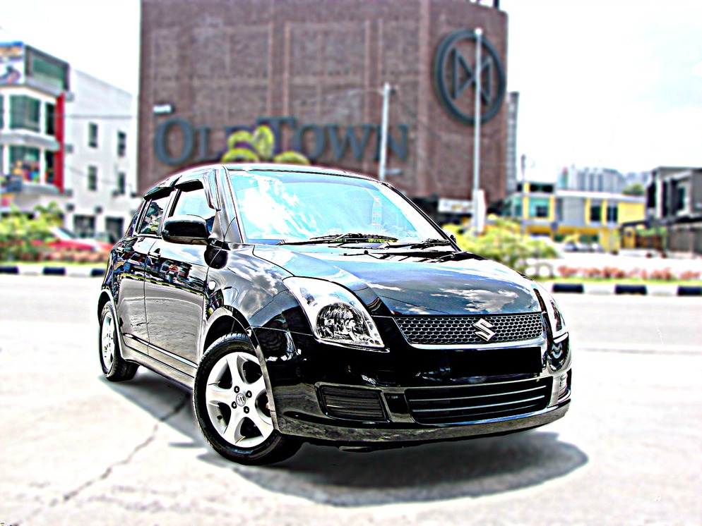 Suzuki Swift 1.5 L (Auto) 2011