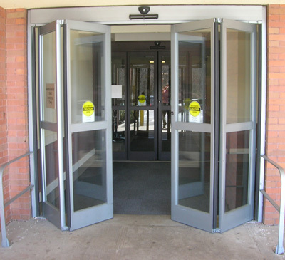 AUTOMATIC DOOR ACCESS SYSTEM