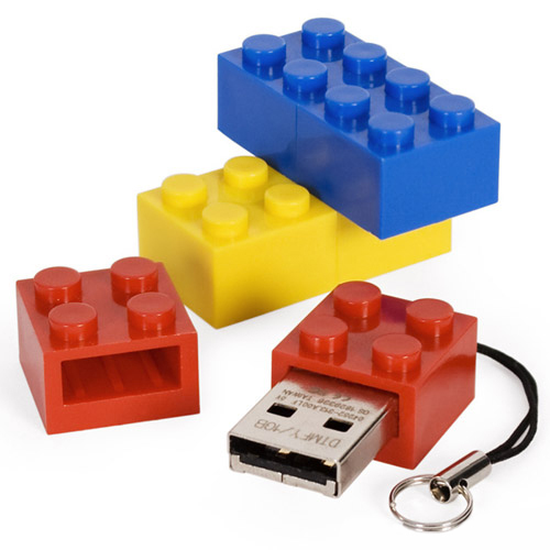 Rubberised USB - Lego