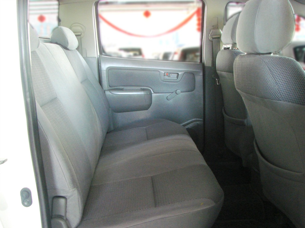 Toyota Hilux Double Cab STD 2010