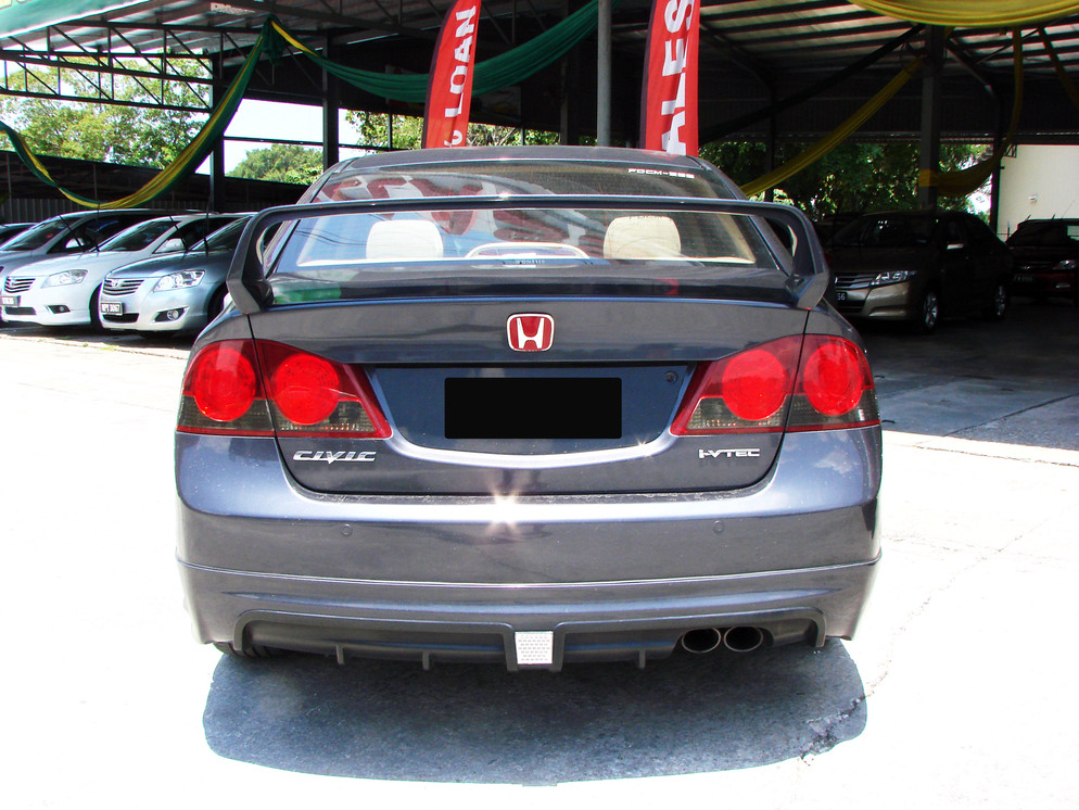 Honda Civic 1.8 L i-Vtec (Auto)