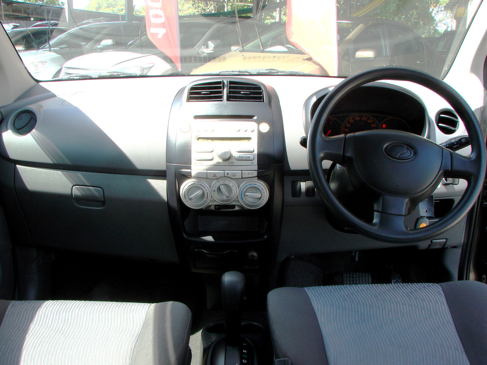 Perodua Myvi 1.3 EZ (Auto)