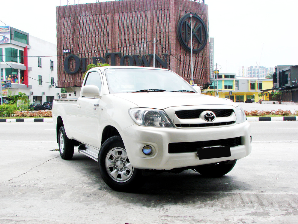 Toyota Hilux Single Cab 2.5 (Manual) 2011