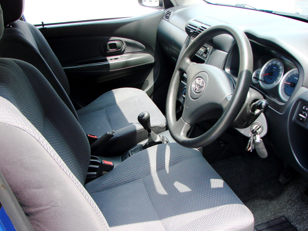 Toyota Avanza 1.3 (Manual) 2006