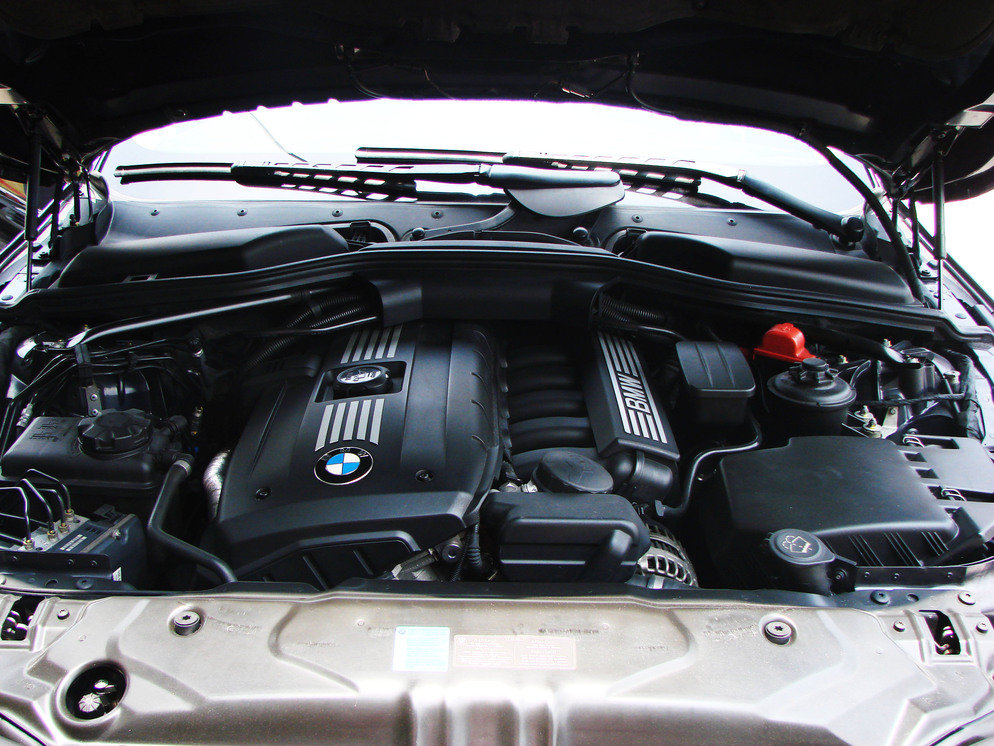 BMW 523i SE E60 2.5 (Auto)