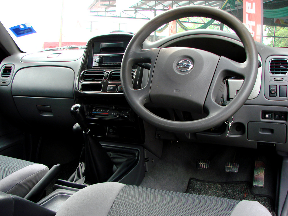 Nissan Frontier P/up 2.5 (Manual) 2007