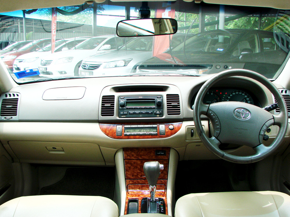 Toyota Camry 2.0 (Auto) 2004