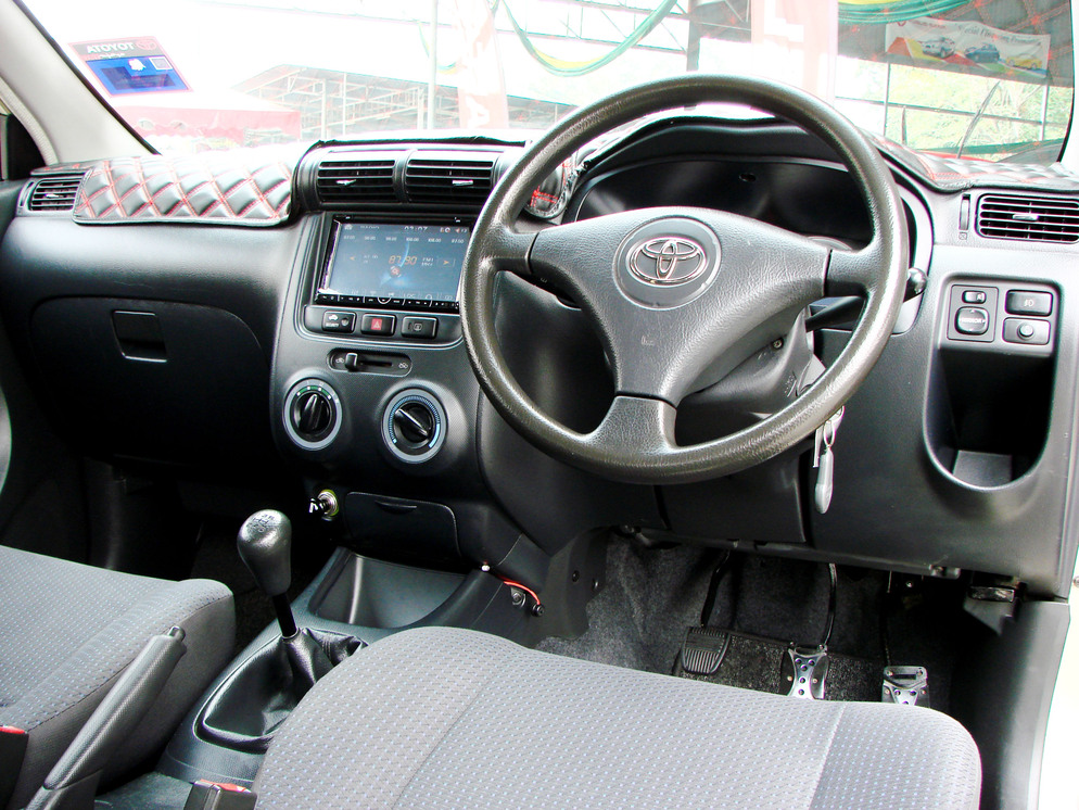 Toyota Avanza 1.3 (Manual) 2006