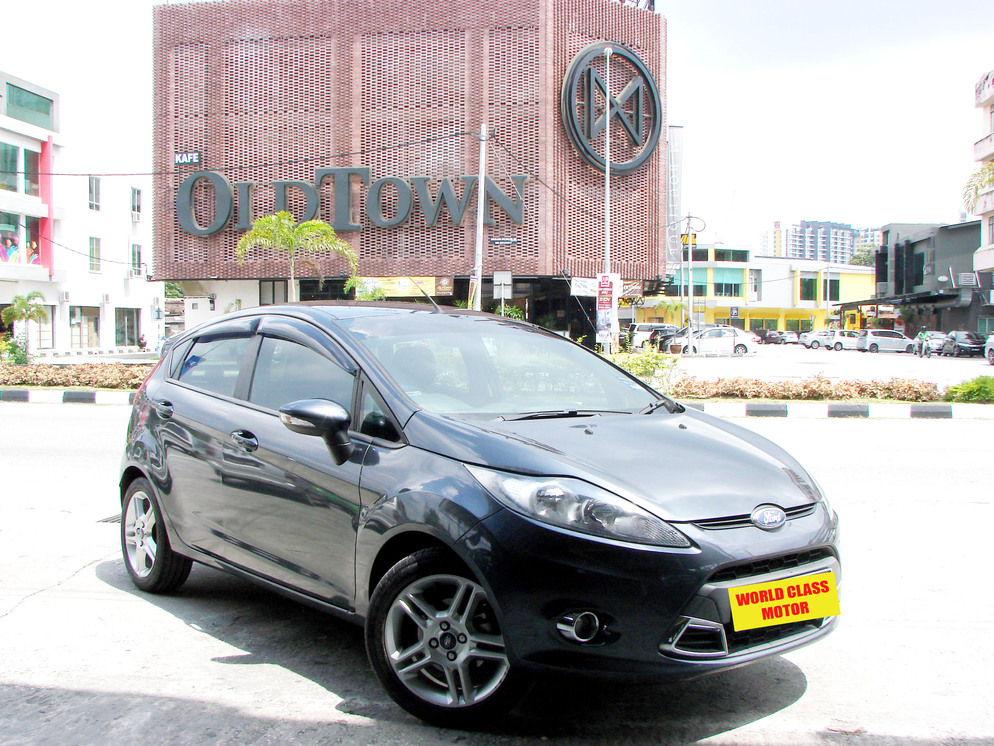 Ford Fiesta 1.6 Sport (Auto) 2012