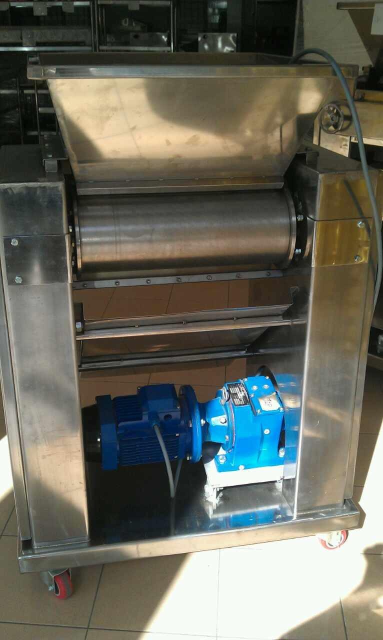 Semi Auto Bean Roller