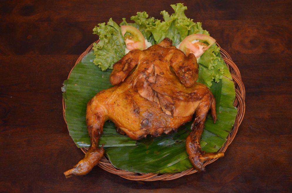 AYAM BAKAKA (WHOLE CHICKEN)