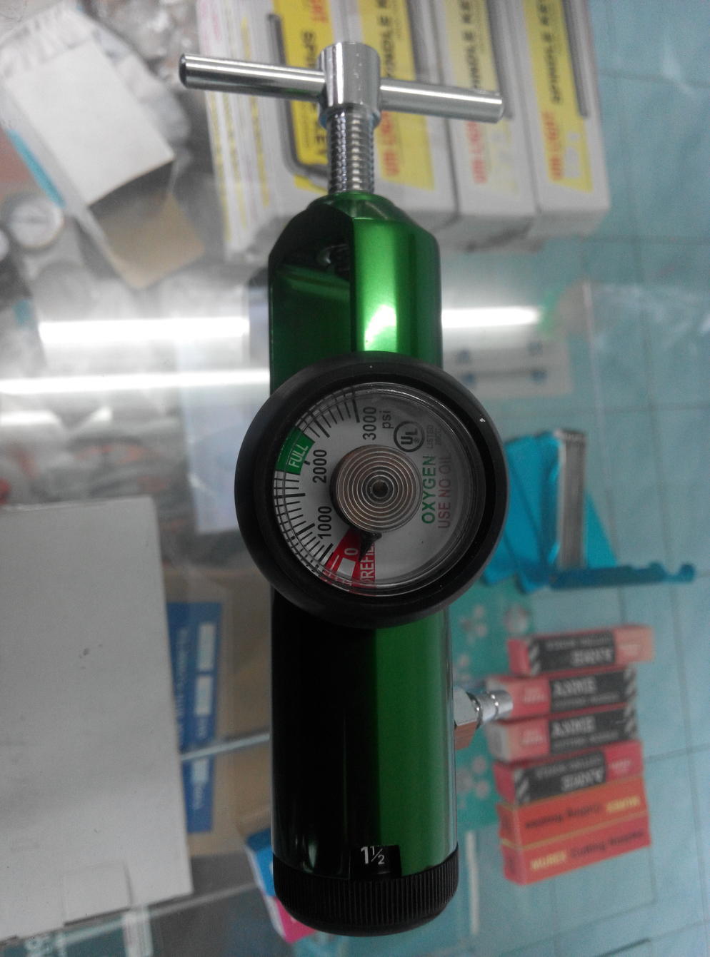 Medical Oxygen Gas Regulator (Bullnose Type)