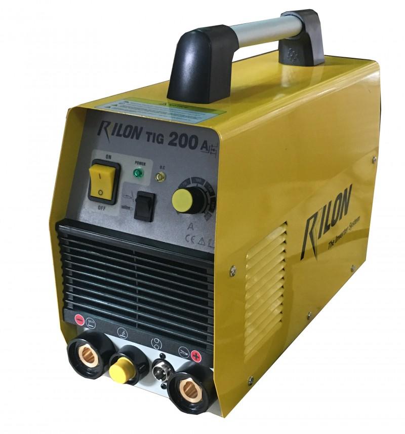 TIG200A TIG MACHINE C/W TIG TORCH ARGON REGULATOR WITH FLOWMETER