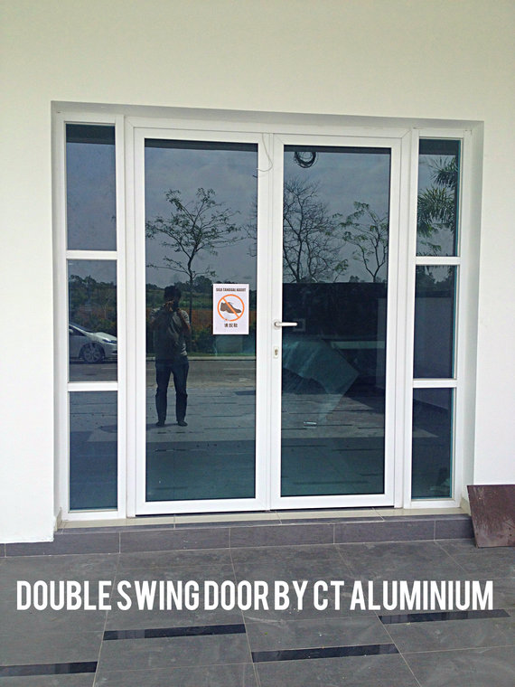 Double Swing Door