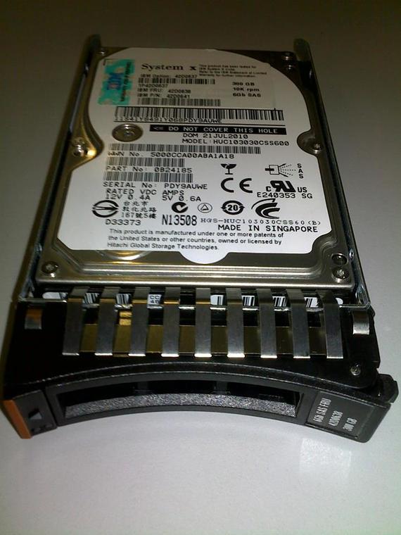 42D0637 IBM 300GB 10K 6Gbps SAS 2.5" SFF Slim HS HDD