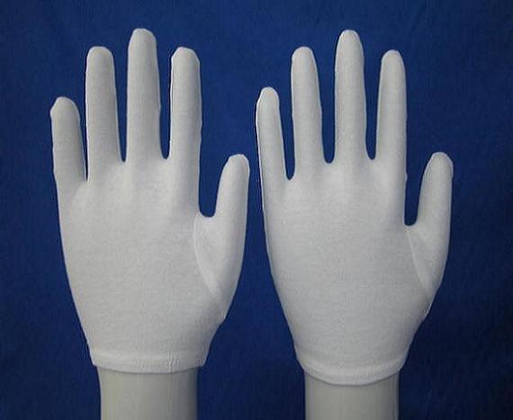 100% Cotton Glove