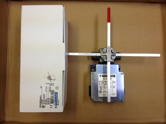 Schneider Limit Switch XCKMR54D1