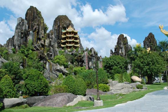 6D5N Danang / Hue / Hoian / My Son / Bana Hill