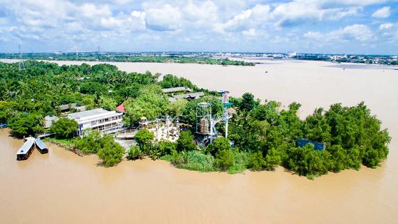 4D3N Ho Chi Minh / Cu Chi Tunnel / My Tho