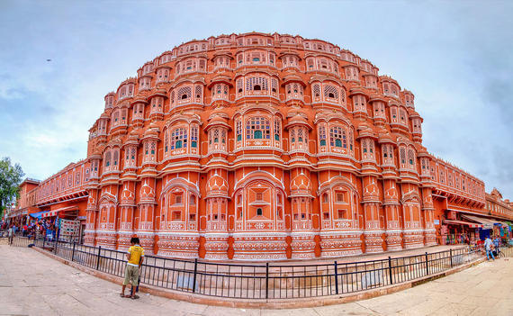 6D5N New Delhi / Agra / Jaipur