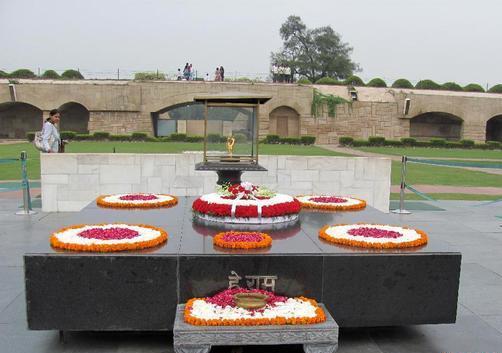 6D5N New Delhi / Srinagar / Agra