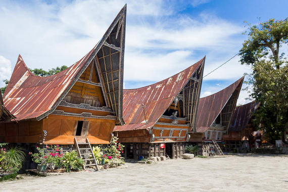 4D3N Medan / Parapat / Samosir Island / Berastagi