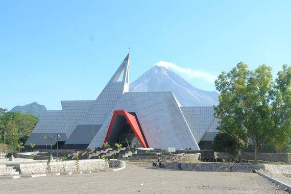 4D3N Yogyakarta / Borobudur / Solo
