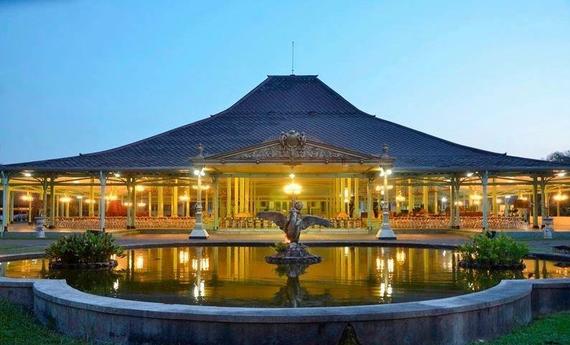 4D3N Yogyakarta / Borobudur / Solo