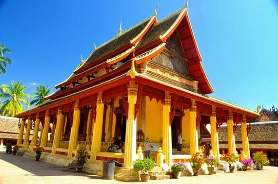 6D5N Vientiane / Nam Ngum Lake / Vangvieng / Luang Prabang/ Pak Ou Caves