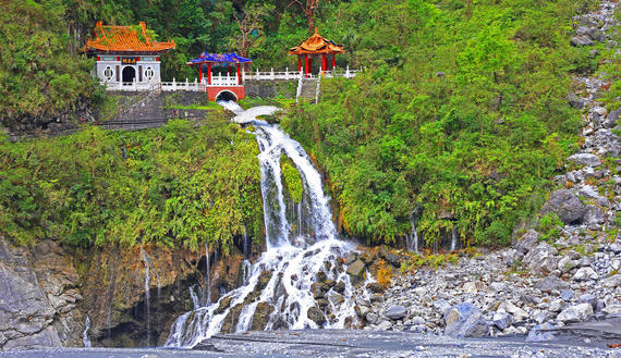 7D6N TAIPEI/HUALIEN/TAITUNG/KAOHSIUNG/TAICHUNG
