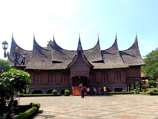 4D3N JAKARTA / BANDUNG (ALL IN)