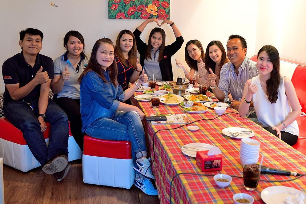 กิจกรรมสานความสัมพันธ์ร่วมกับบริษัทพาเรกซ์กรุ๊ป จำกัด