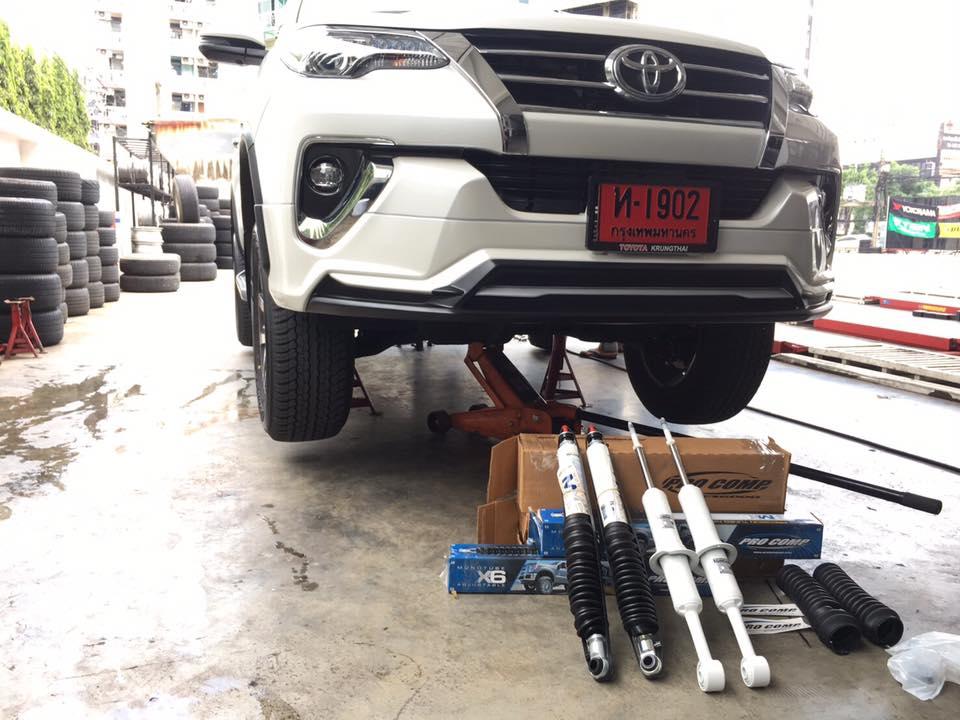 เปลี่ยนยาง+ล้อแม็กซ์+โช๊คอัพ รถ Fortuner