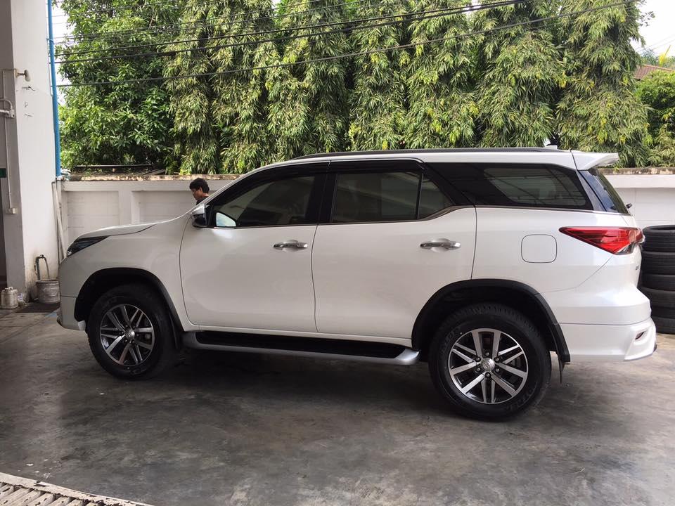 เปลี่ยนยางรถ Fortuner