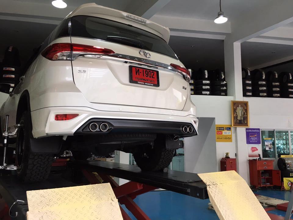 เปลี่ยนยางรถ Fortuner