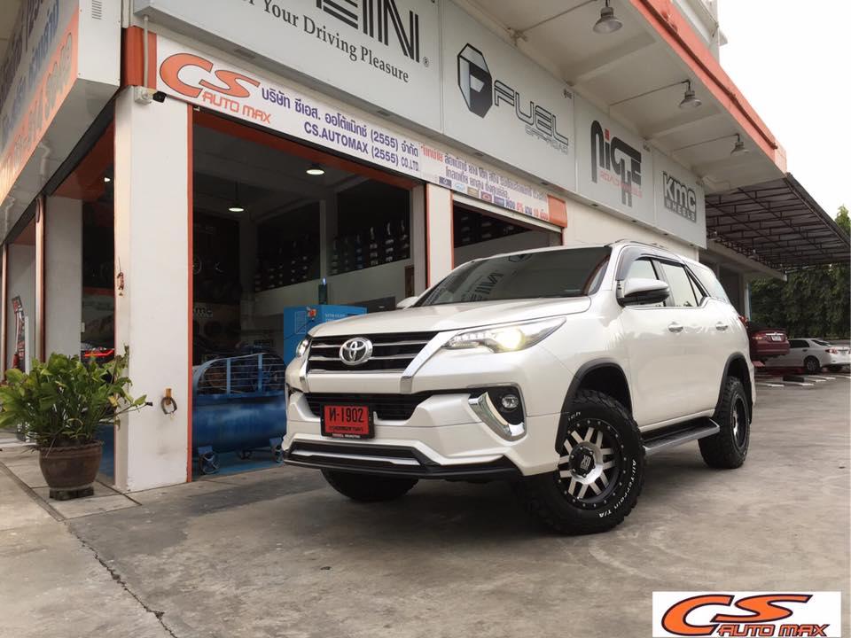 เปลี่ยนยางรถ Fortuner