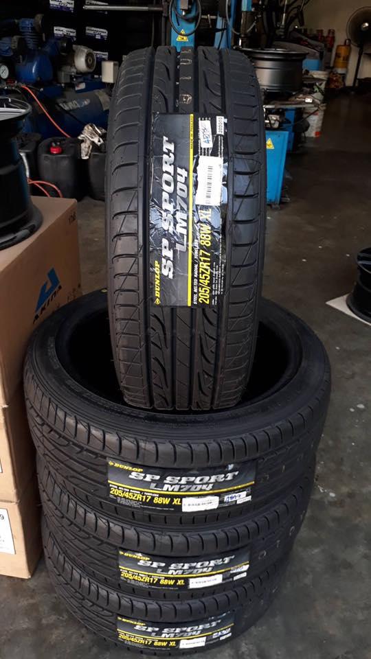 ยาง Dunlop SP Sport LM704