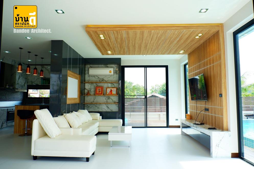 งานสร้างบ้าน ตกแต่งภายใน สระว่ายน้ำของคุณบราลี ซวาเบอร์