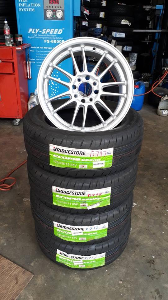 เปลี่ยนยาง Bridgestone และล้อ RE30 ที่ CS.automax 2555