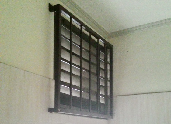 เหล็กดัดหน้าต่างระบายอากาศ