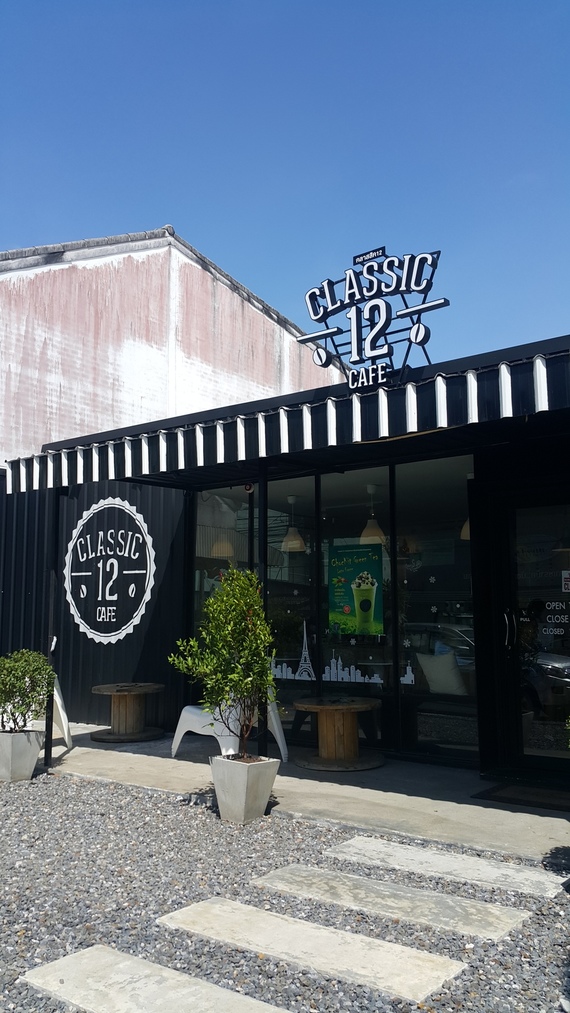 CLASSIC 12 CAFE