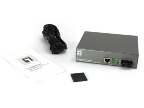 10/100BASE-TX to 100BASE-FX SMF SC PoE Converter, 20km รุ่น FVT-0204TXFC