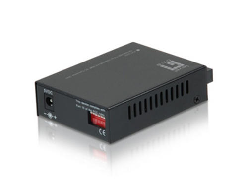 10/100BASE-TX to 100BASE-FX MMF SC Converter, 2km รุ่น FVT-2001