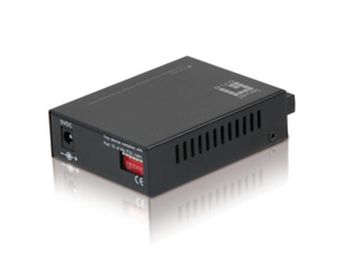 10/100BASE-TX to 100BASE-FX SMF SC Converter, 40km รุ่น FVT-2401